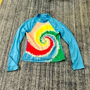 Lands’ End Kids long sleeve rash guard with tie-dye spiral.  Size XS (4/5)